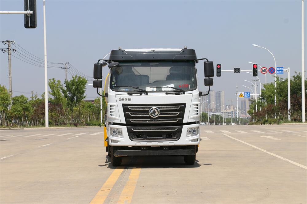 東風華神F5  3950玉柴165國六   內(nèi)飾照片圖