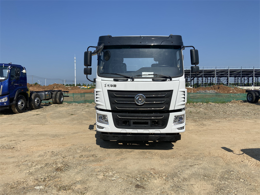 東風華神F5（3950，玉柴200）國六 內(nèi)飾照片圖